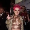 Pink no VMA dos anos 2000. Cintura baixa que fala, né?