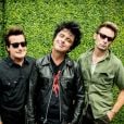 Green Day  é composta por 3 membros: Billie Joe Armstrong, Mike Dirnt e Tré Cool.  