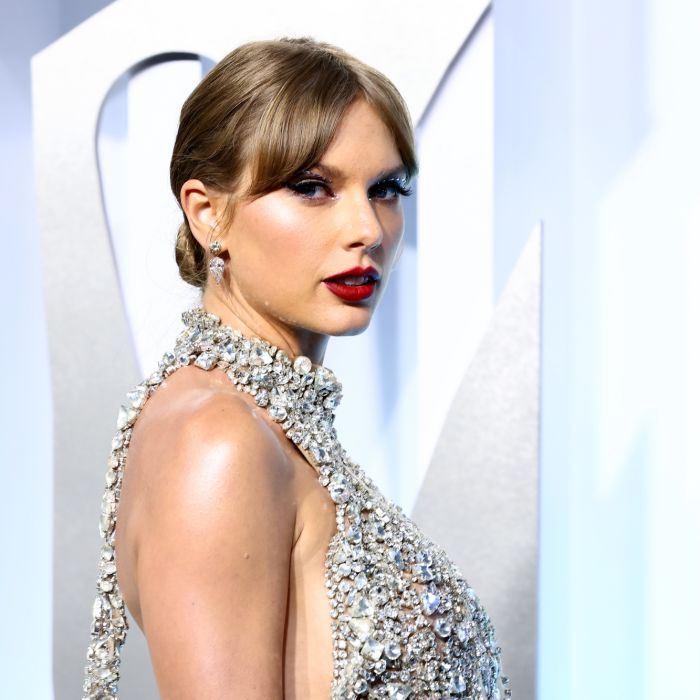 Taylor Swift foi premiada no VMA 2022 e anunciou o álbum &quot;Midnights&quot;