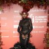 Jodie Turner-Smith estava com peça de Christian Siriano