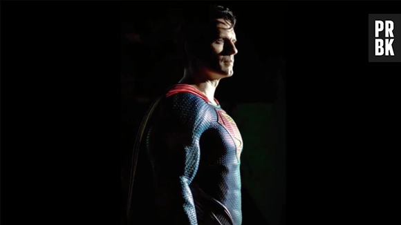 





"Super-Homem": Henry Cavill confirma retorno com vídeo emocionante




























