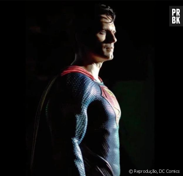 Superman de Henry Cavill está ou não está no filme “Adão Negro