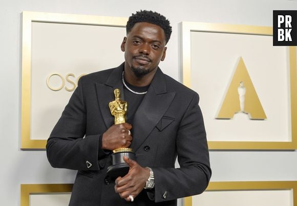 Daniel Kaluuya será Spider-Punk em "Homem-Aranha: Através do Aranhaverso"