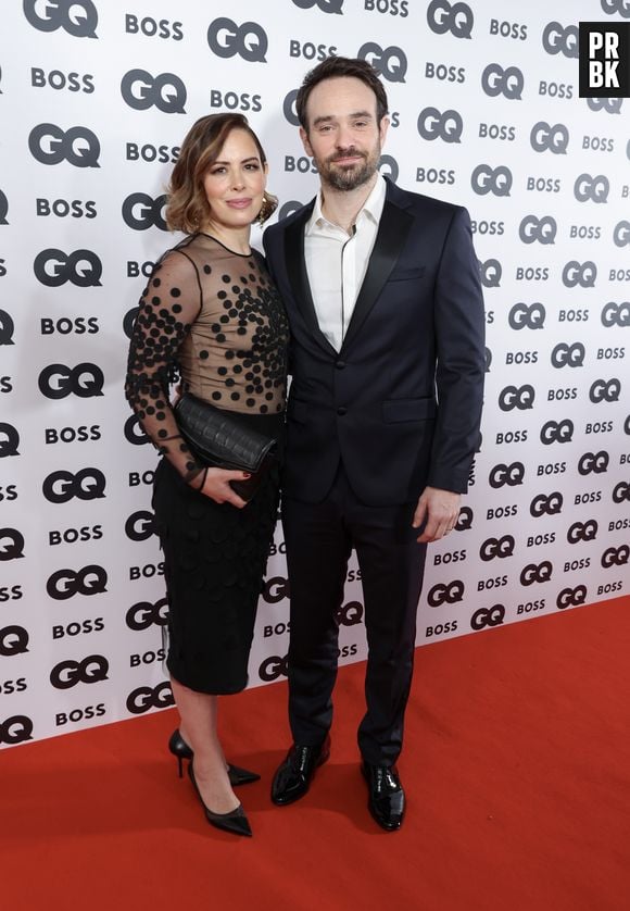 GQ Men Of The Year 2022: Samantha Thomas e Charlie Cox no evento 