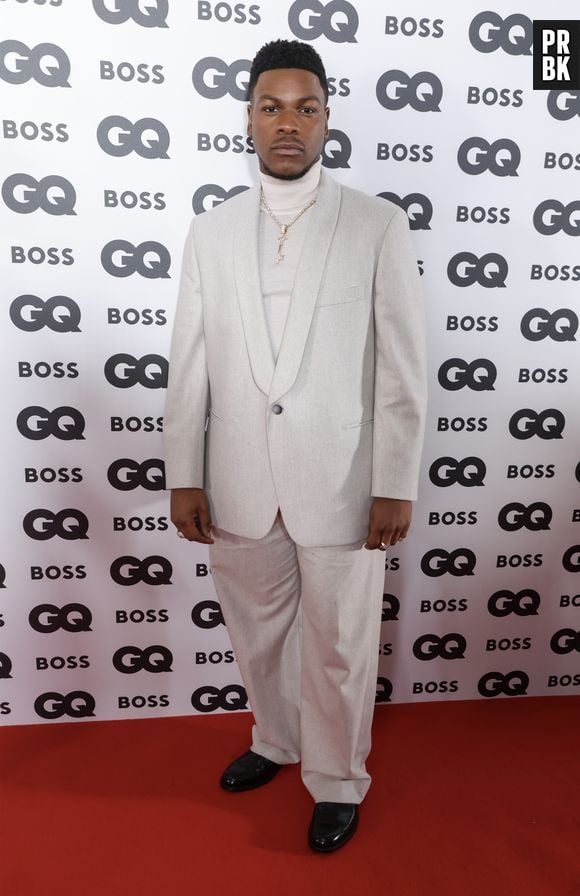 GQ Men Of The Year 2022: John Boyega no evento 