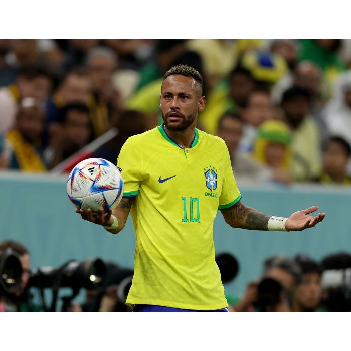 Neymar e Danilo só poderão voltar a defender a seleção brasileira em caso de classificação às oitavas de final do Mundial do Qatar.