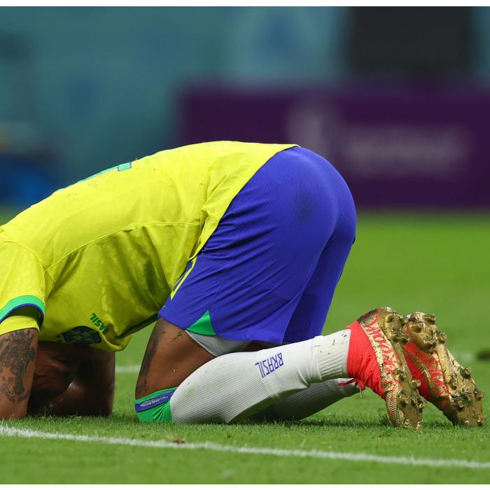 Internautas torcem por recuperação de Neymar