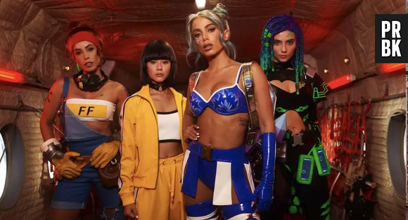 Anitta lançou parceria clipe "Tropa" em parceria com o Free Fire