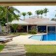 Anitta colocou à venda sua mansão na Barra da Tijuca