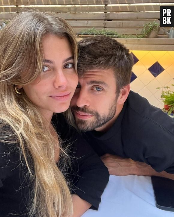 Gerard Piqué assumiu namoro com Clara Chía na última semana e fãs mencionam Shakira na foto do casal