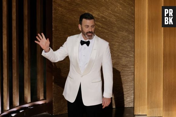 Oscar 2023: Jimmy Kimmel não esqueceu do episódio que marcou o último Oscar: o tapa de Will Smith em Chris Rock. O humorista não citou nomes, mas fez referência ao tapa antes mesmo de anunciar a primeira estatueta da noite