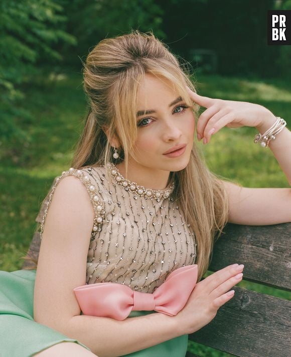 Sabrina Carpenter posta carta após cancelar show por ameaça terrorista