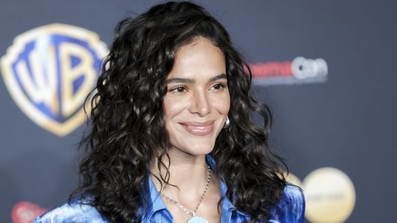 Bruna Marquezine "pira" ao realizar sonho de conhecer ídolo internacional: "A melhor parte"