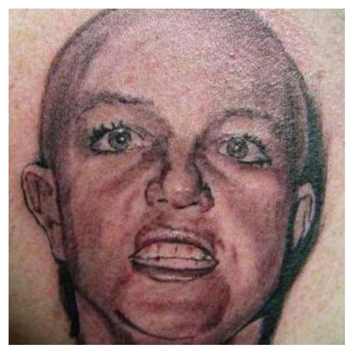 A tatuagem com o rosto de Britney Spears realmente não ficou legal