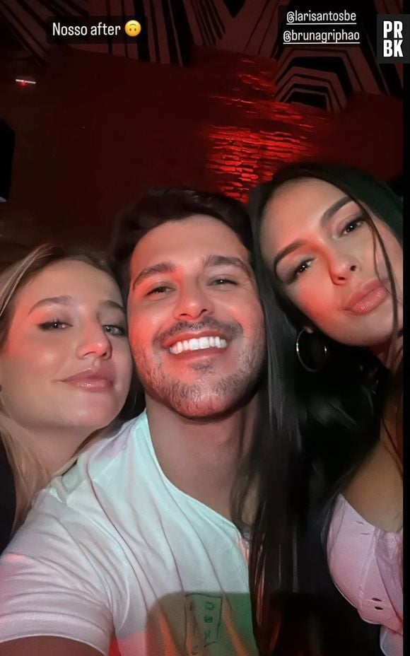 Rodrigo Mussi postou story ao lado de Larissa Santos e Bruna Griphao