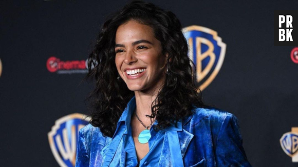 Bruna Marquezine foi cotada para viver Supergirl em "The Flash"