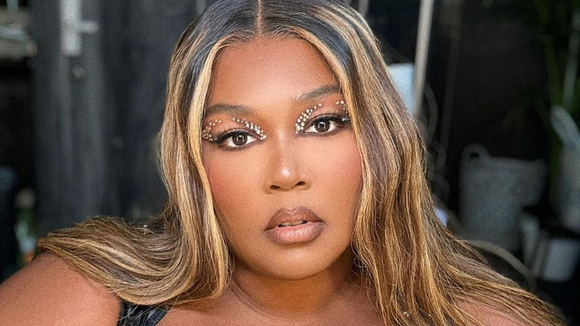 Lizzo se pronuncia após denúncias bombásticas e nega tudo: "Sei que não sou a vilã"