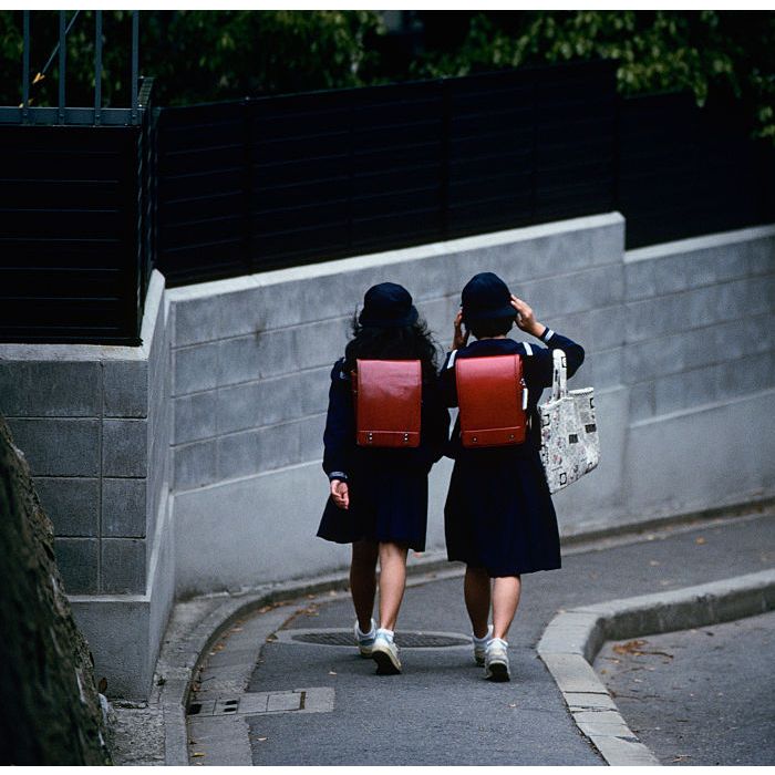 Repensando o espaço educacional: o Japão frente à queda de nascimentos e a reimaginação de suas escolas