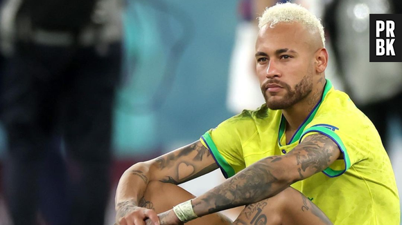 Neymar Jr. também é um fenômeno nas redes sociais, e sua presença online contribui para aumentar seu valor como garoto-propaganda e em acordos de patrocínio