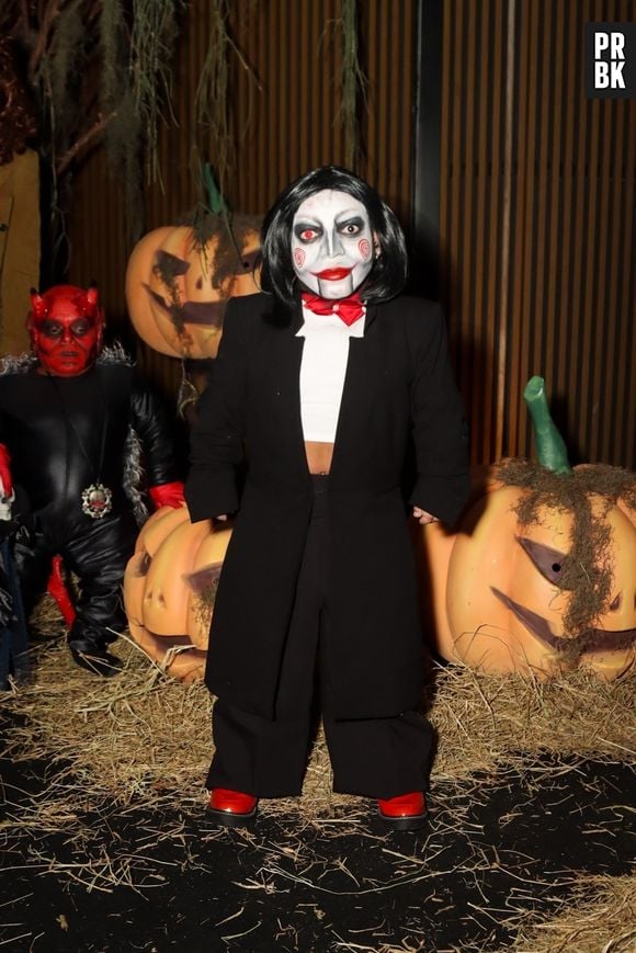 Tokinho ficou perfeito de Jigsaw no Halloween da Anitta