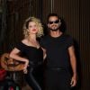 Agatha Moreira e Rodrigo Simas se fantasiaram de Grease para o Halloween da Anitta