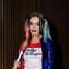 A fantasia clássica de Arlequina não podia ficar de fora do Halloween da Anitta