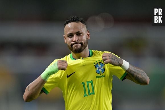 Neymar desmente boatos de suposta gravidez de modelo brasileira