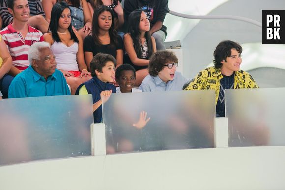 Chico (João Acaiabe), Binho (Gui Vieira), Rafa (Filipe Cavalcante) e Samuca (Donato Veríssimo) também aparecem no "Programa da Eliana" em "Chiquititas"