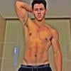 Outro artista que deixou todo mundo de queixo caído foi o cantor da boyband Jonas Brothers, Nick Jonas