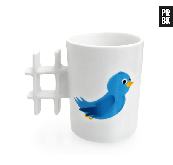 Caneca para os fãs do Twitter, om direito a passarinho azul e hashtag!