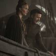 Em "Game of Thrones", Baelish (Aidan Gillen) está toda hora tentando salvar Sansa (Sophie Turner)
