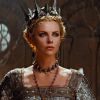 A sequência de "Branca de Neve e o Caçador" ainda deve contar com Charlize Theron e Chris Hemsworth