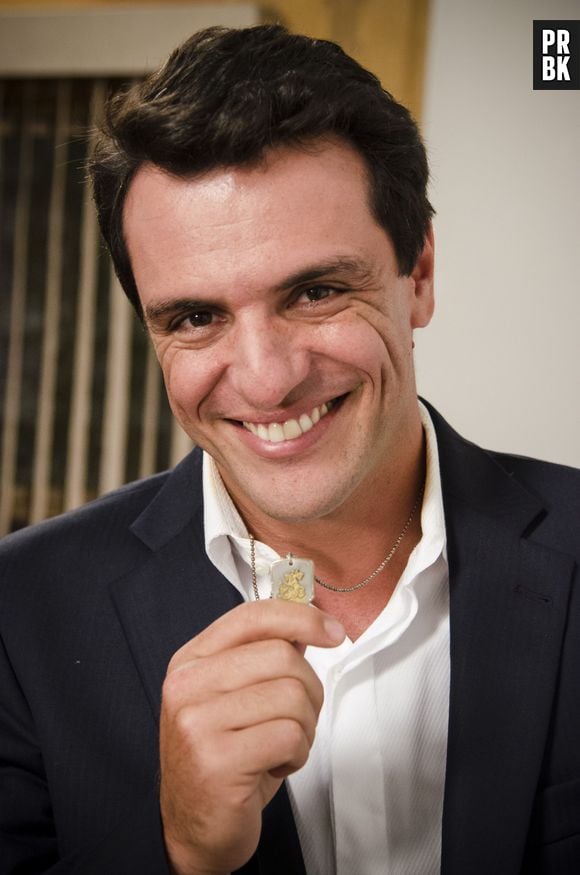 Théo (Rodrigo Lombardi) só fazia besteiras em "Salve Jorge"