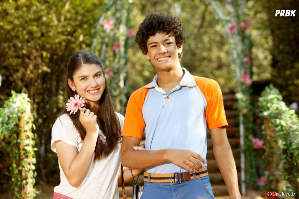 O romance de Mili (Giovanna Grigio) e Mosca (Gabriel ...