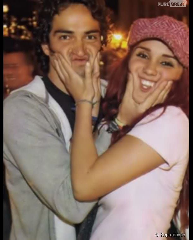 Dulce Maria e Alfonso Herrera trabalharam juntos e eram namorados na época de "Rebelde"