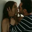  Alex (Rodrigo Lombardi) e Angel (Camila Queiroz) s&atilde;o descobertos em "Verdades Secretas" 
