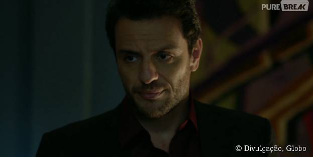 Alex (Rodrigo Lombardi) ameaça empregada em "Verdades Secretas"