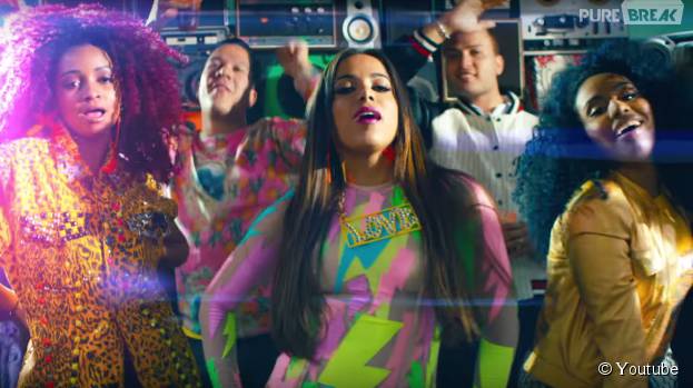 Sucesso absoluto com "Deixa Ele Sofrer", Anitta comemora aceitação do público ao single