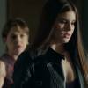 Em "Verdades Secretas", Carolina (Drica Moraes) ainda não sabe da traição de Angel (Camila Queiroz)