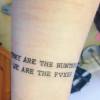 Tem tattoo pra quem curte "I Know Places", da Taylor Swift