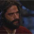  Moisés (Guilherme Winter) tem pedido de liberdade aos hebreus negado em "Os Dez Mandamentos" 