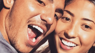 Gabriel Medina se declara para a namorada nas redes sociais e fãs shippam: "Melhor casal"