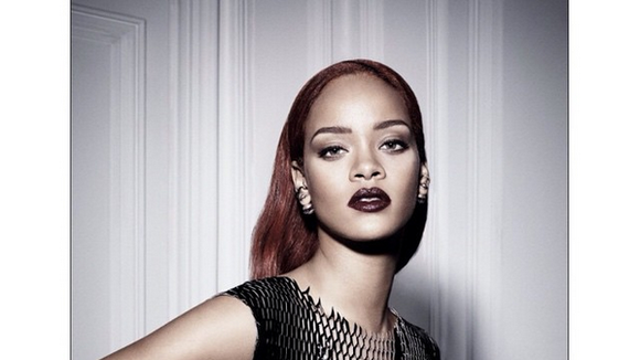 Rihanna e Dior: cantora divulga imagens de seu novo ensaio fotográfico para a marca no Instagram!