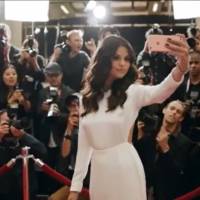 Selena Gomez é a 1ª celebridade que tem um iPhone 6S Rosa e estrela campanha da Apple!