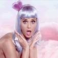 Katy Perry chega hoje ao Brasil e a espera gera muita ansiedade e memes nas redes sociais