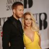 Calvin Harris avisou no Twitter que tinha terminado com Rita Ora antes mesmo de falar com a cantora