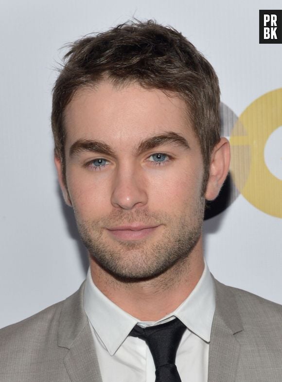 O namoro de Chace Crawford e Carrie Underwood já não estava dando certo há muito tempo. Então os dois resolveram acabar com tudo por mensagem. Prático, né?