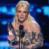 Britney Spears avisou que estava assinando os papéis do divórcio com Kevin Federline via mensagem de texto. O momento também foi gravado para um reality show