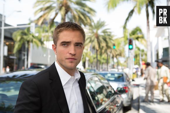 Robert Pattinson beijou com 12 anos e segundo ele foi bem tranquilo