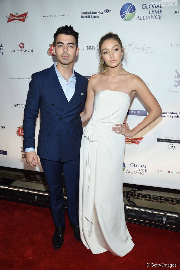 Revista afirma que Joe Jonas e Gigi Hadid estão oficialmente separados